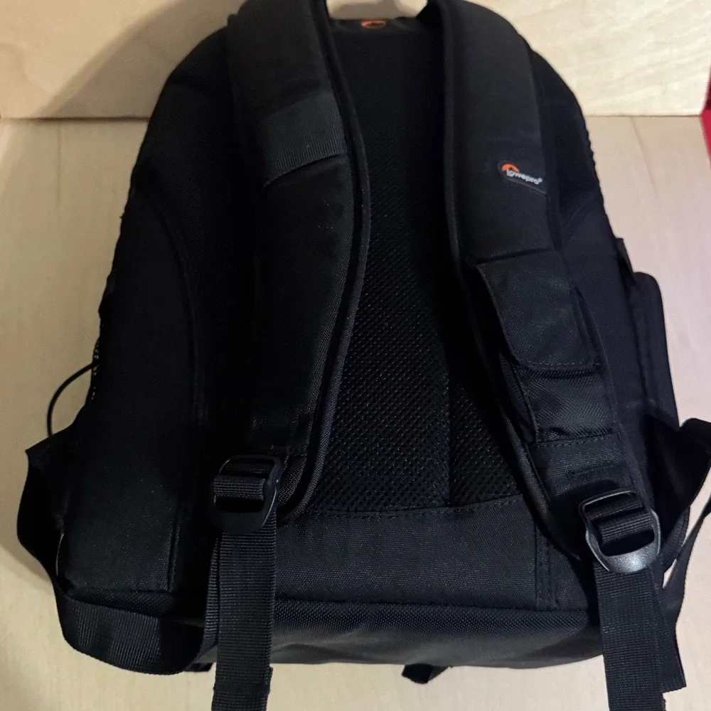 Lowepro Fastpack 200 Camera Backpack Black Nylon Multi Compartment Photography